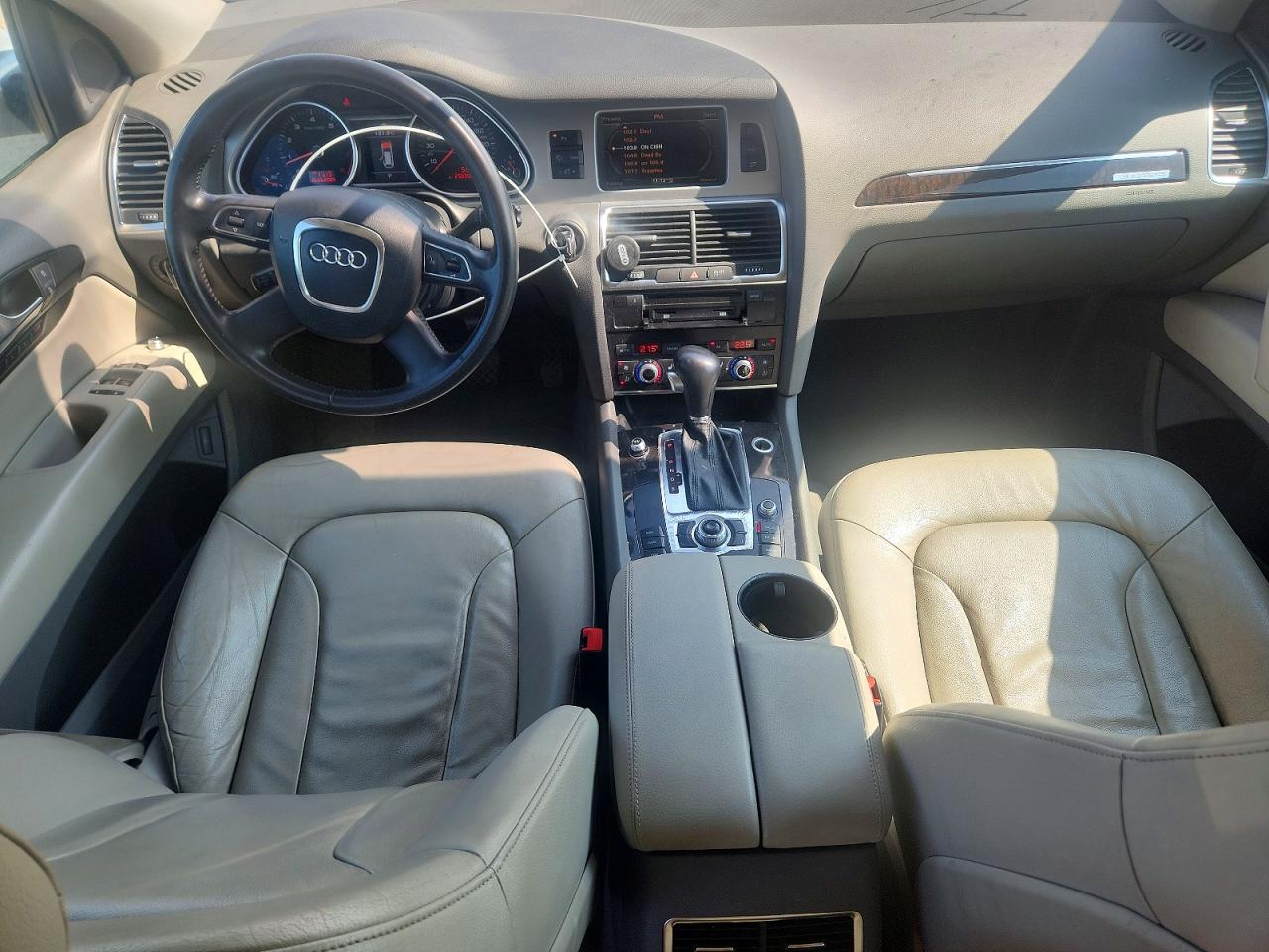 2011 AUDI Q7
