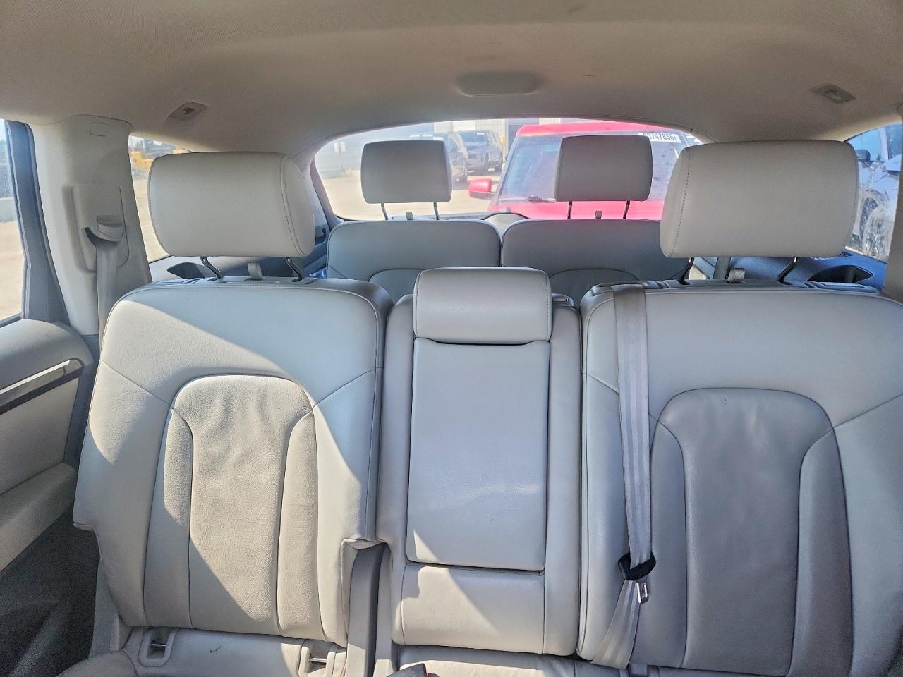 2011 AUDI Q7