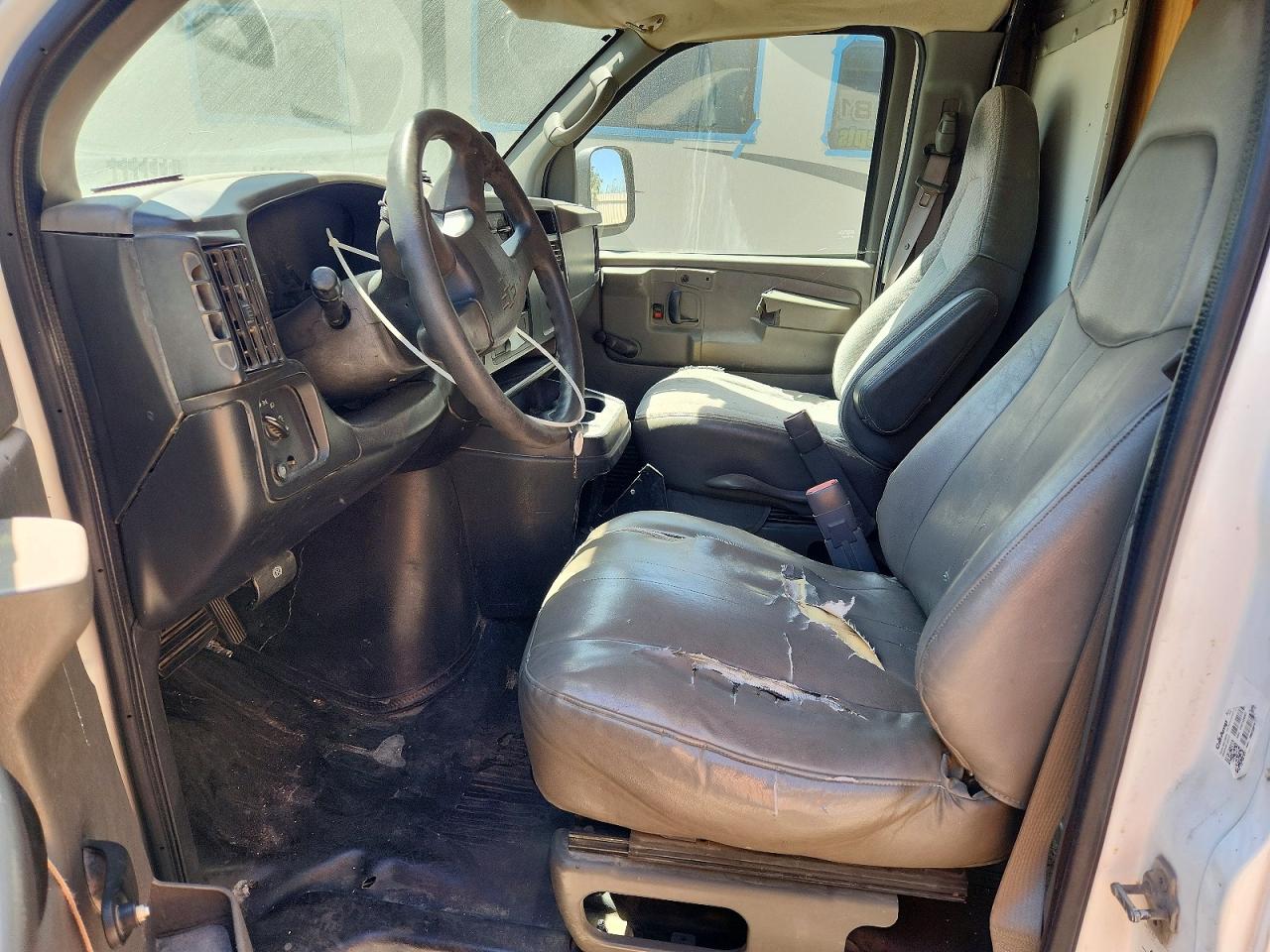2004 CHEVROLET EXPRESS
