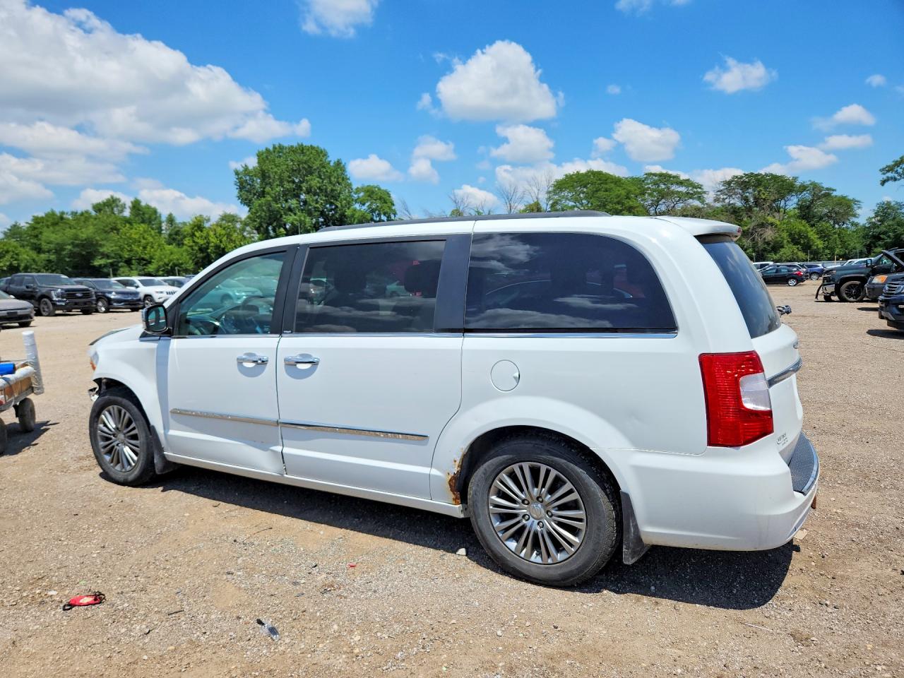 2014 CHRYSLER MINIVAN