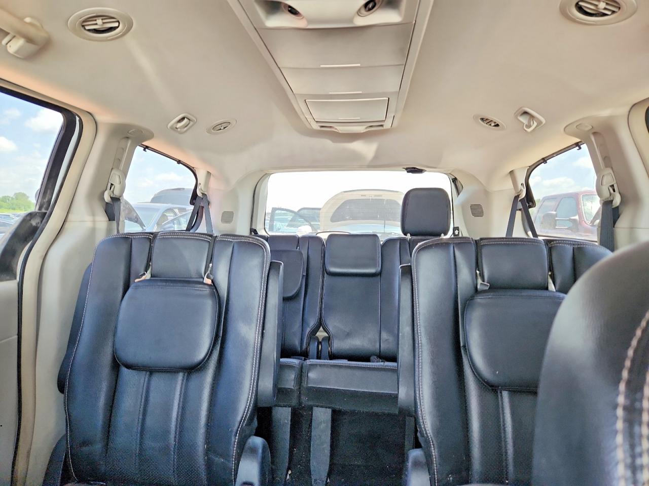 2014 CHRYSLER MINIVAN
