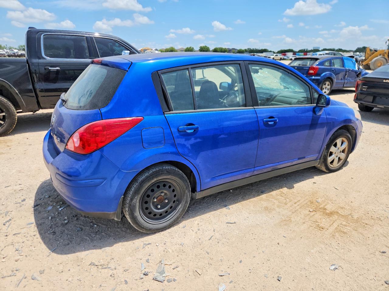 2009 NISSAN VERSA
