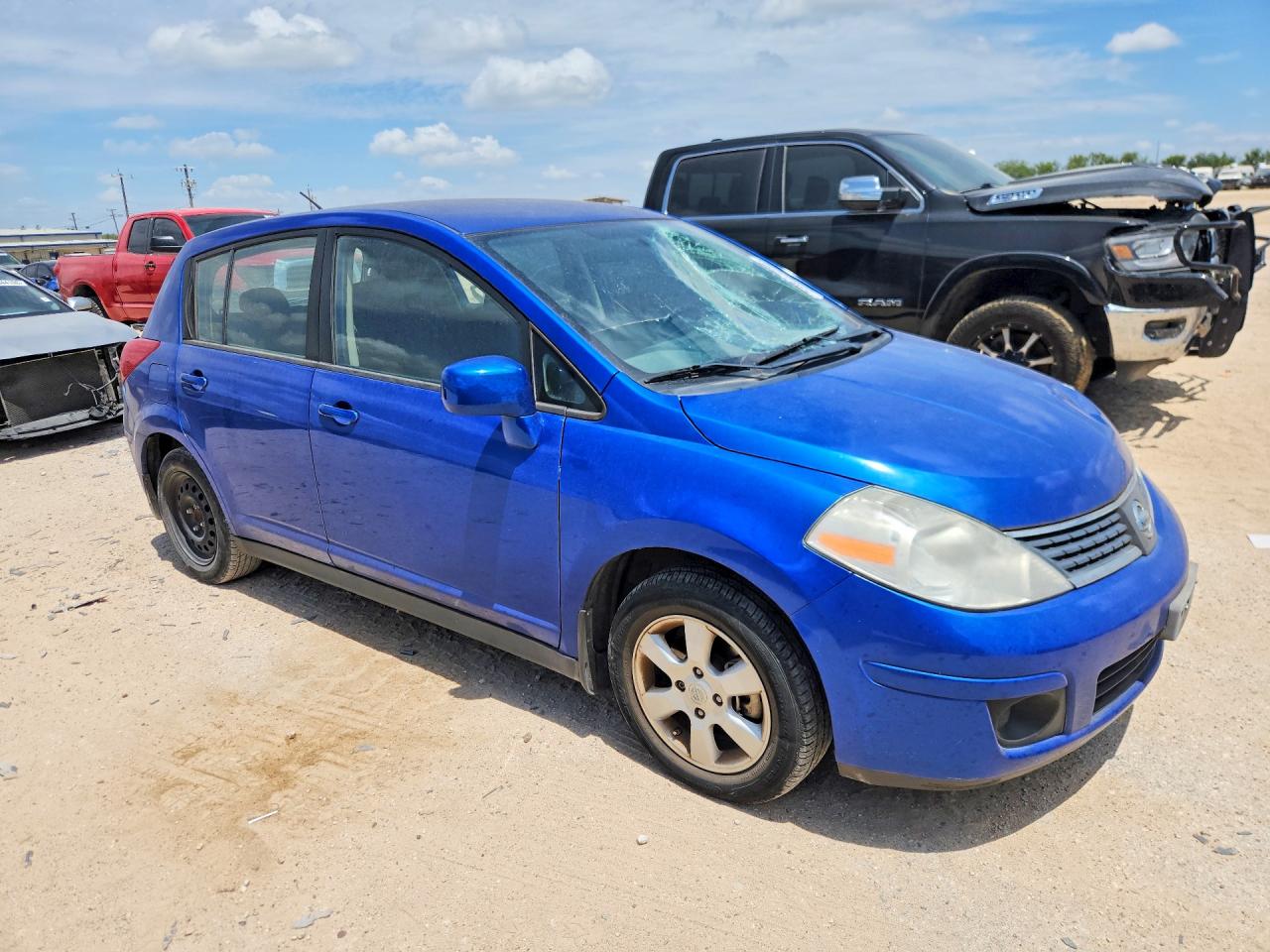 2009 NISSAN VERSA