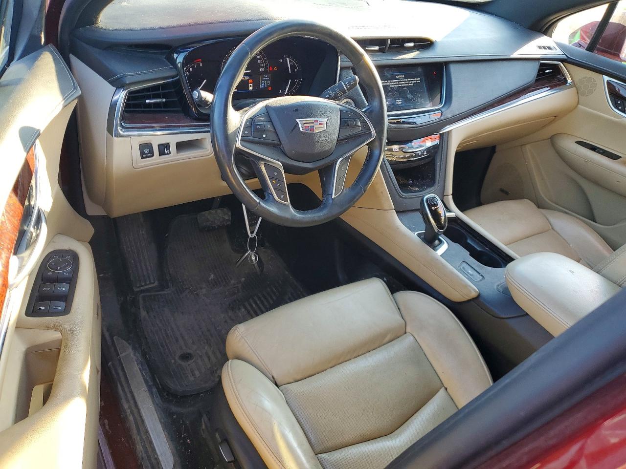 2017 CADILLAC XT5