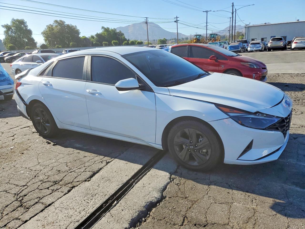 2023 HYUNDAI ELANTRA