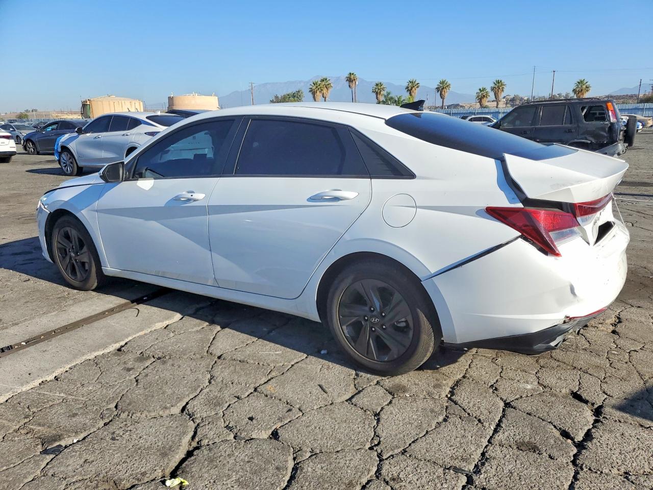 2023 HYUNDAI ELANTRA