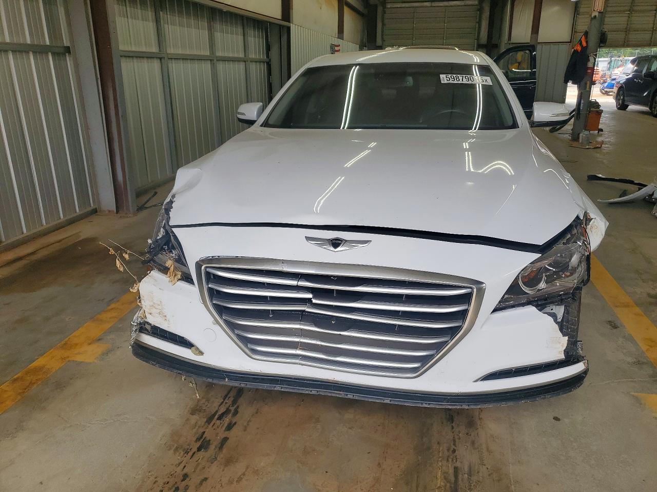 2016 HYUNDAI GENESIS