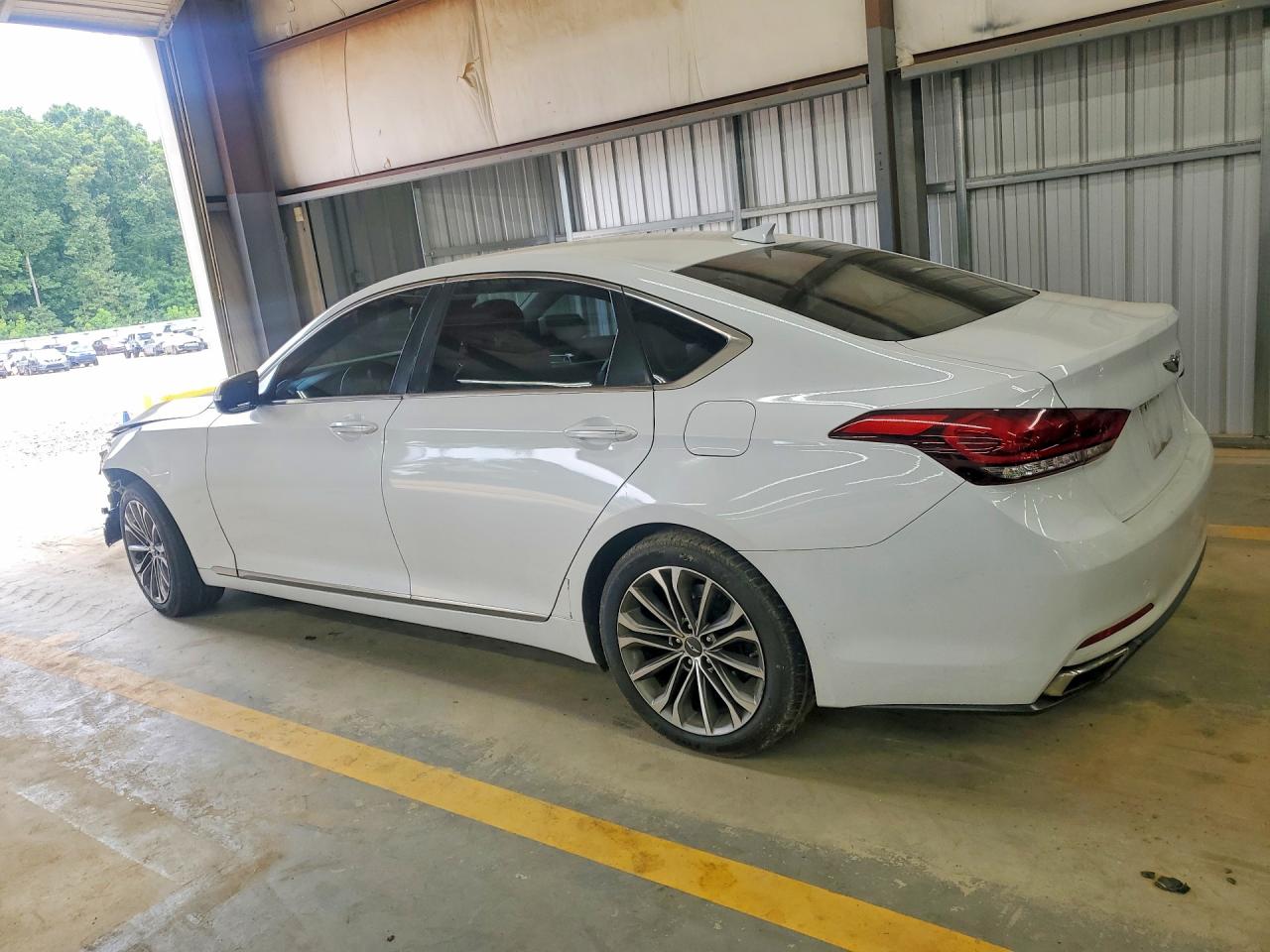 2016 HYUNDAI GENESIS
