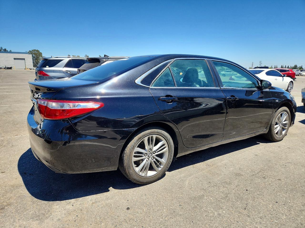 2015 TOYOTA CAMRY