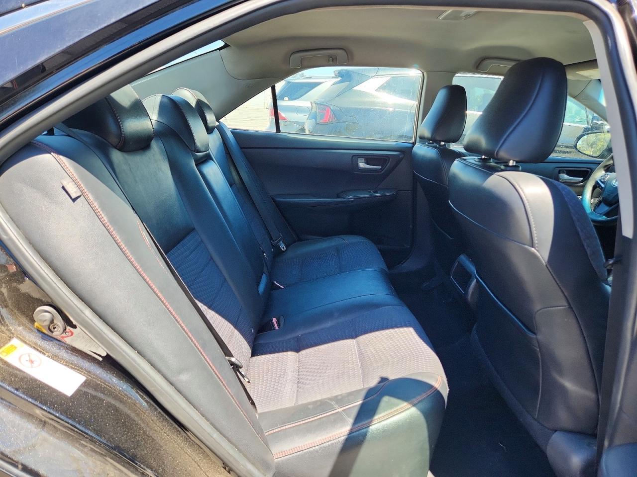 2015 TOYOTA CAMRY