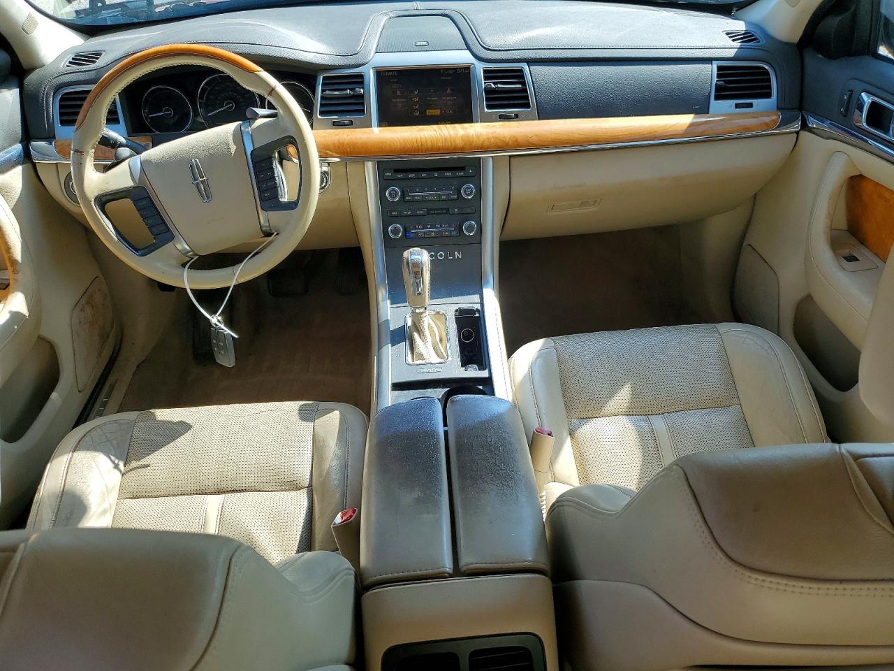 2010 LINCOLN MKS