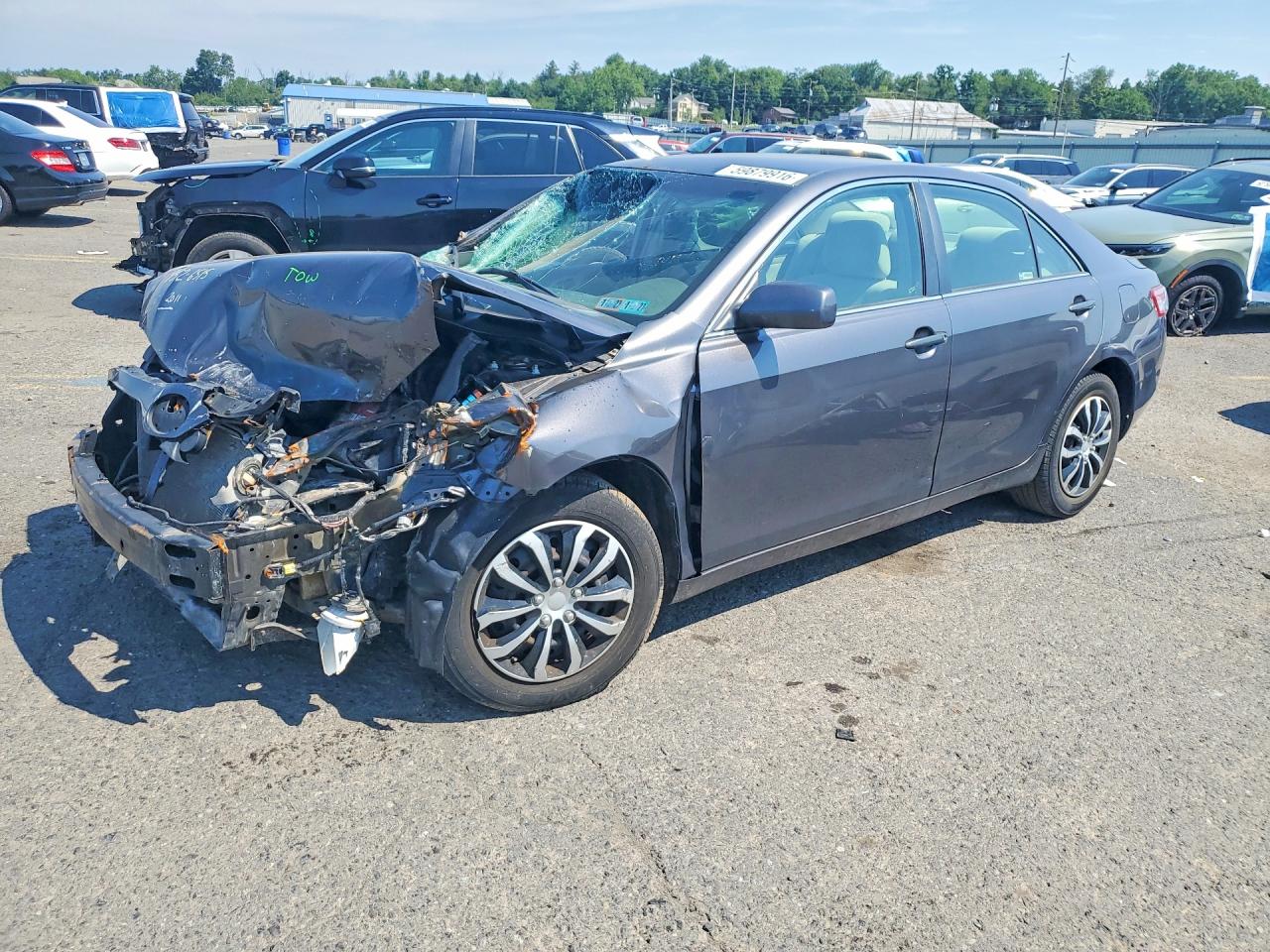 2011 TOYOTA CAMRY