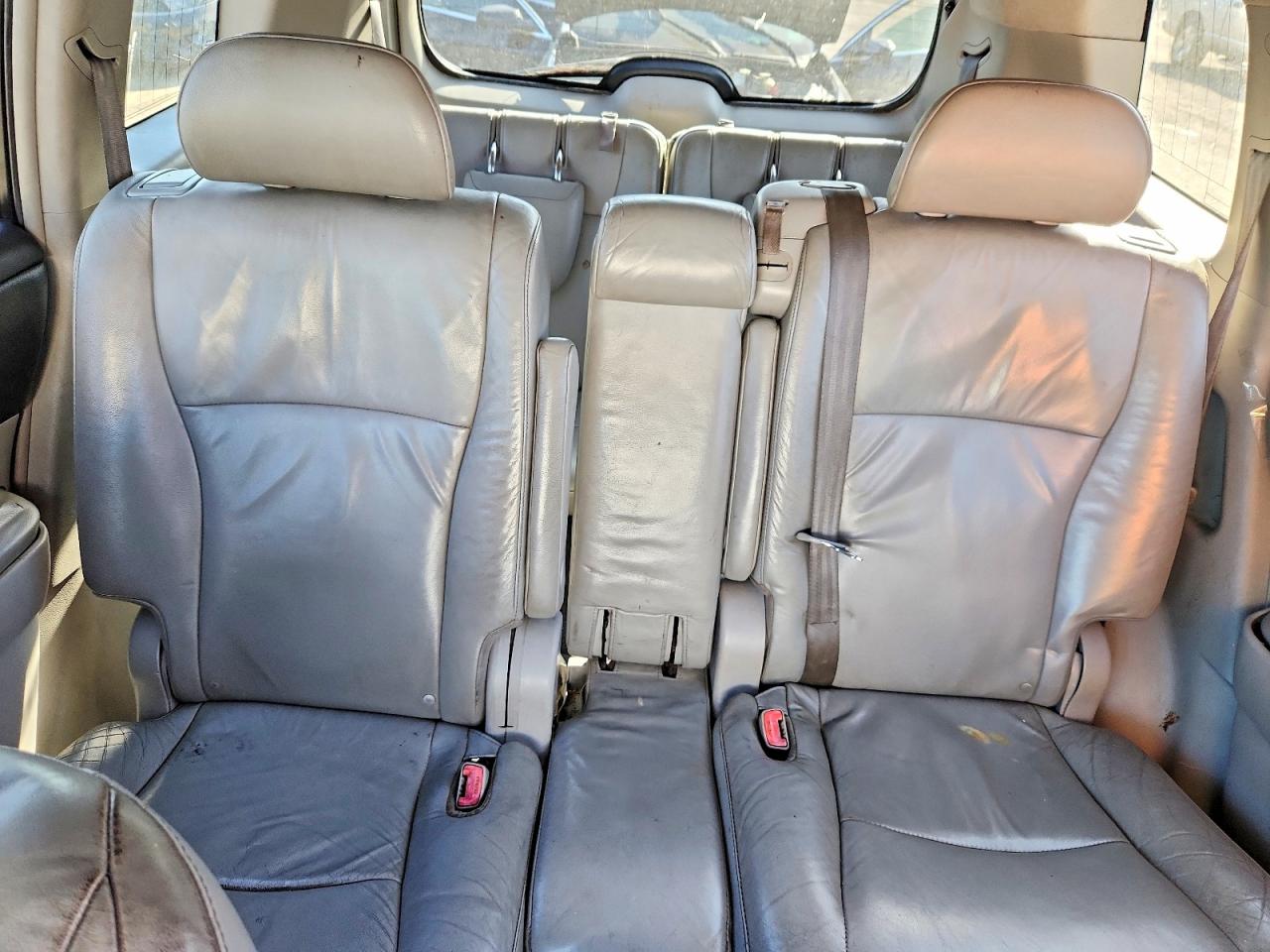2011 TOYOTA HIGHLANDER
