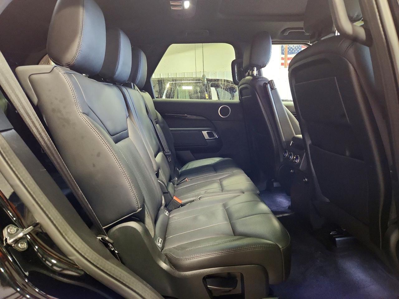 2020 LAND ROVER DISCOVERY