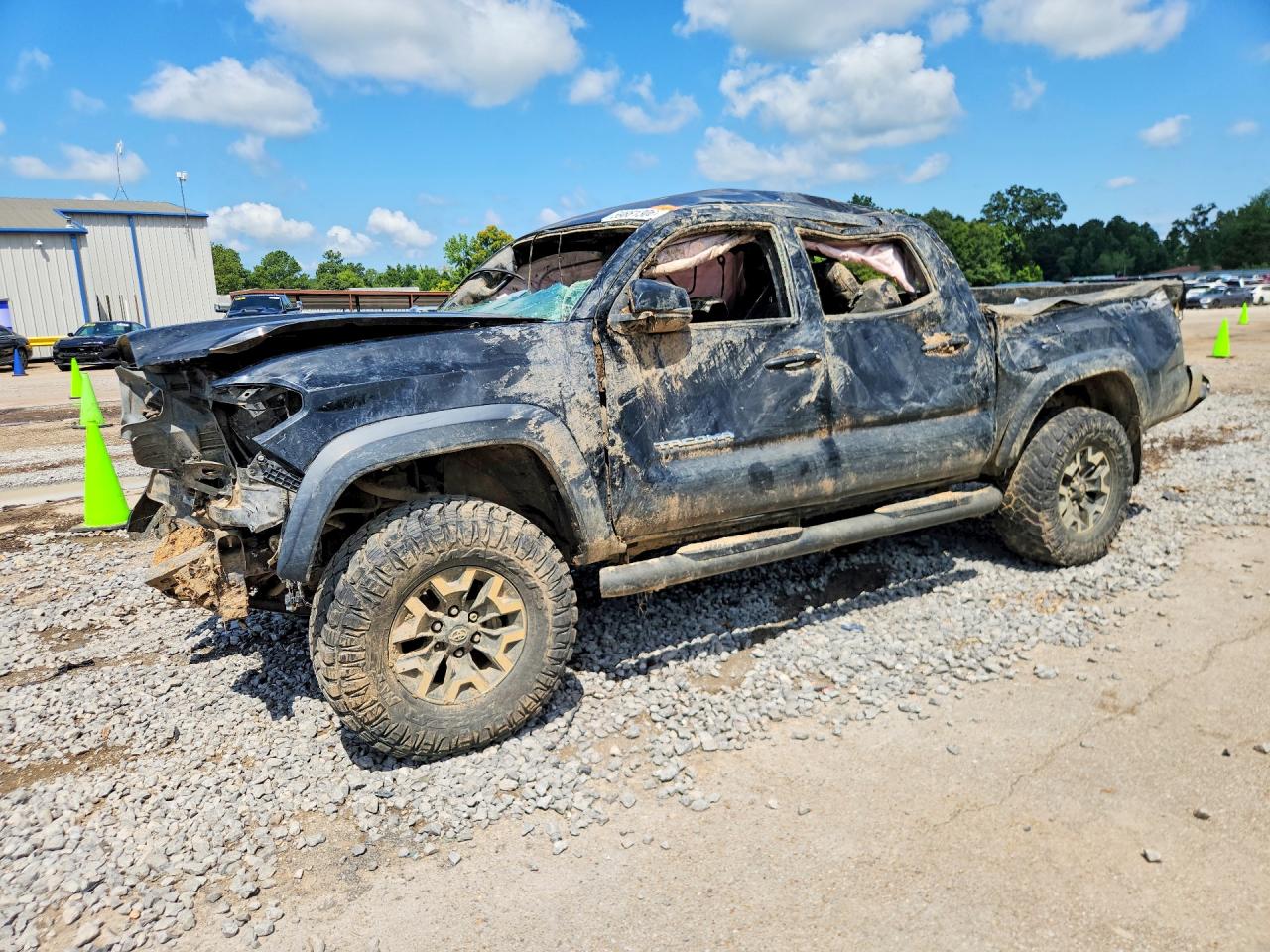 2017 TOYOTA TACOMA