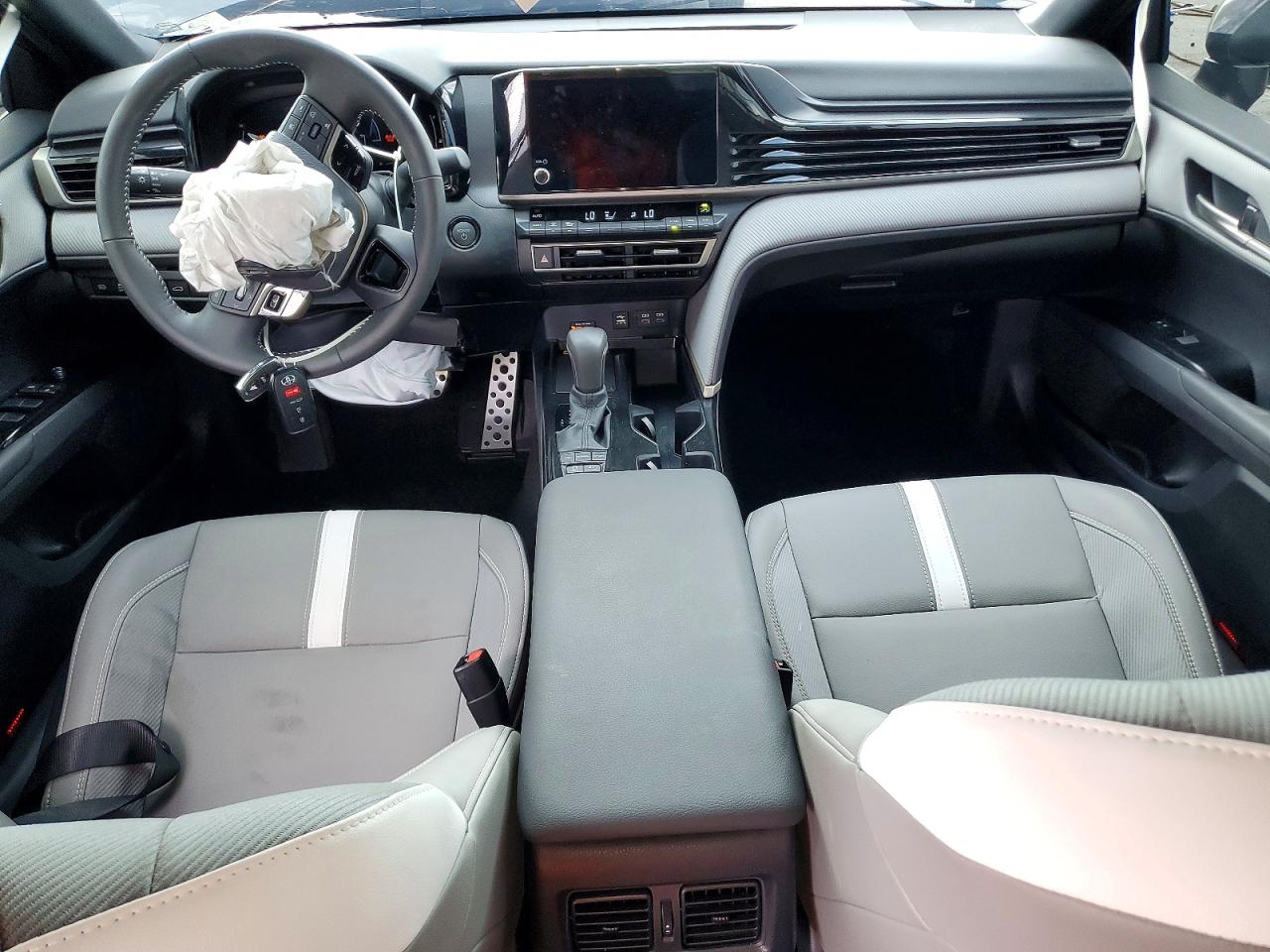 2026 TOYOTA CAMRY