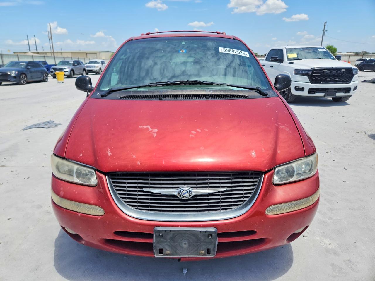 2000 CHRYSLER MINIVAN