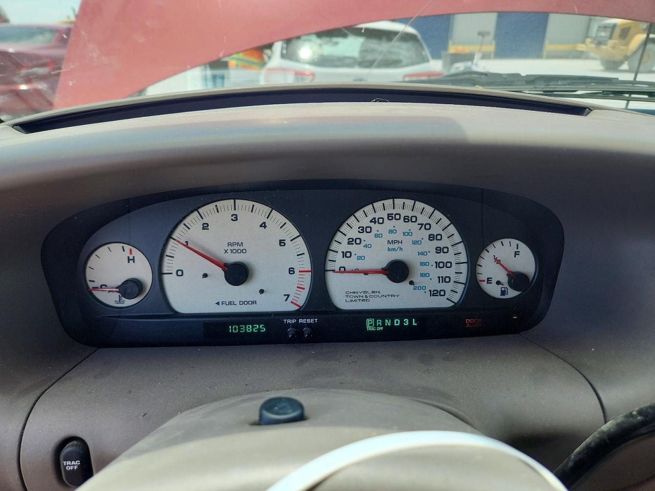 2000 CHRYSLER MINIVAN