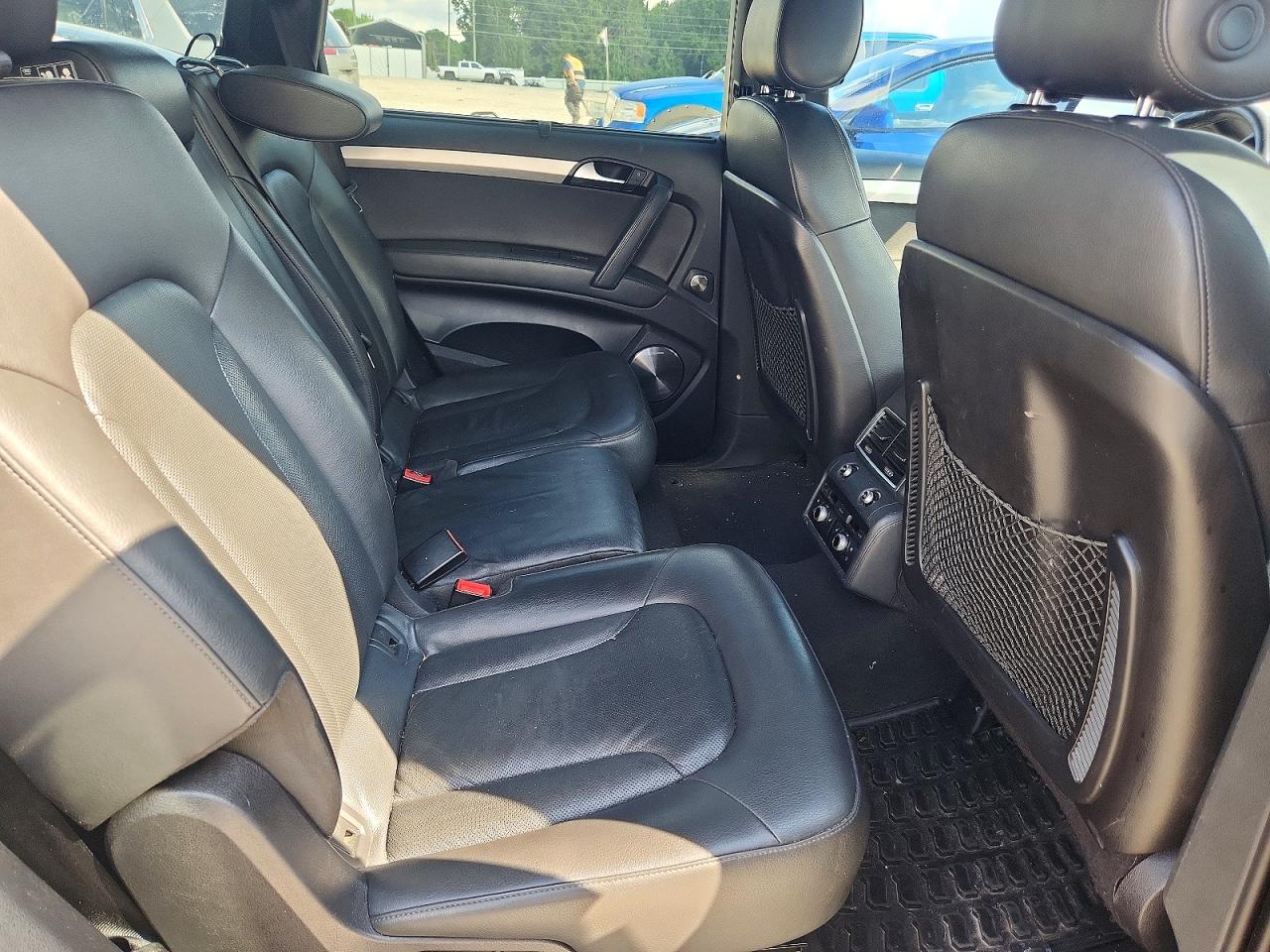 2015 AUDI Q7