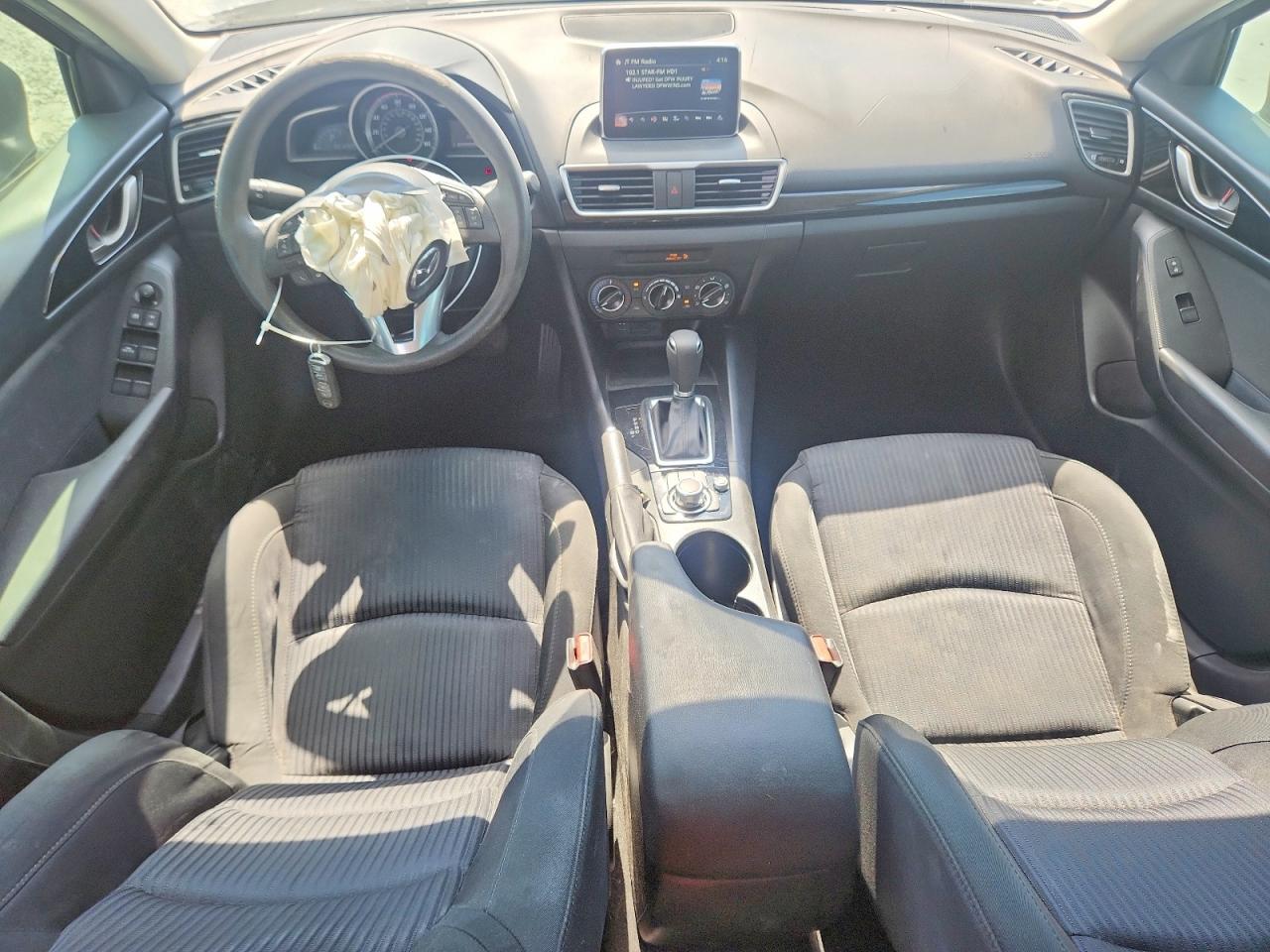 2016 MAZDA 3