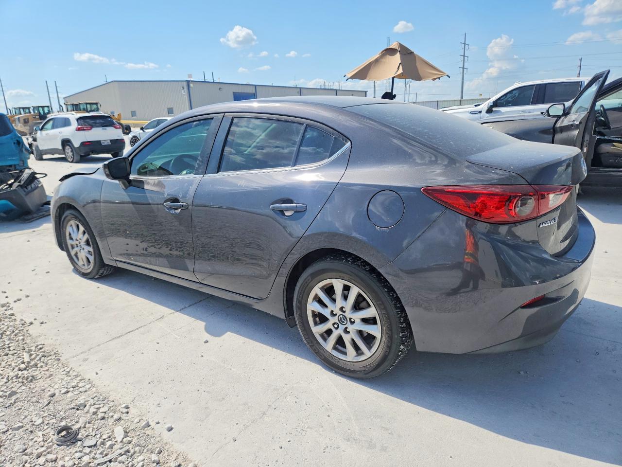 2016 MAZDA 3