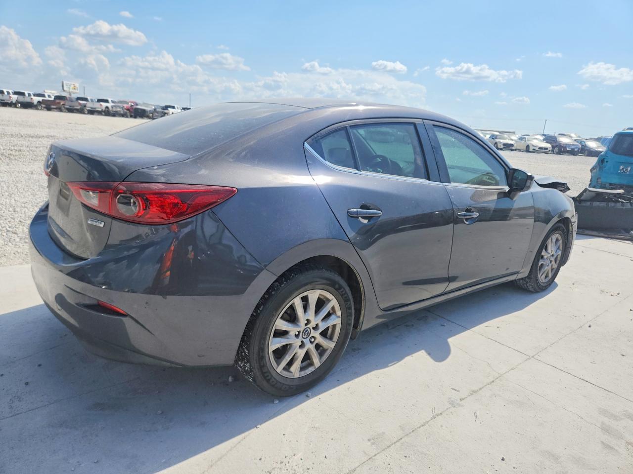 2016 MAZDA 3