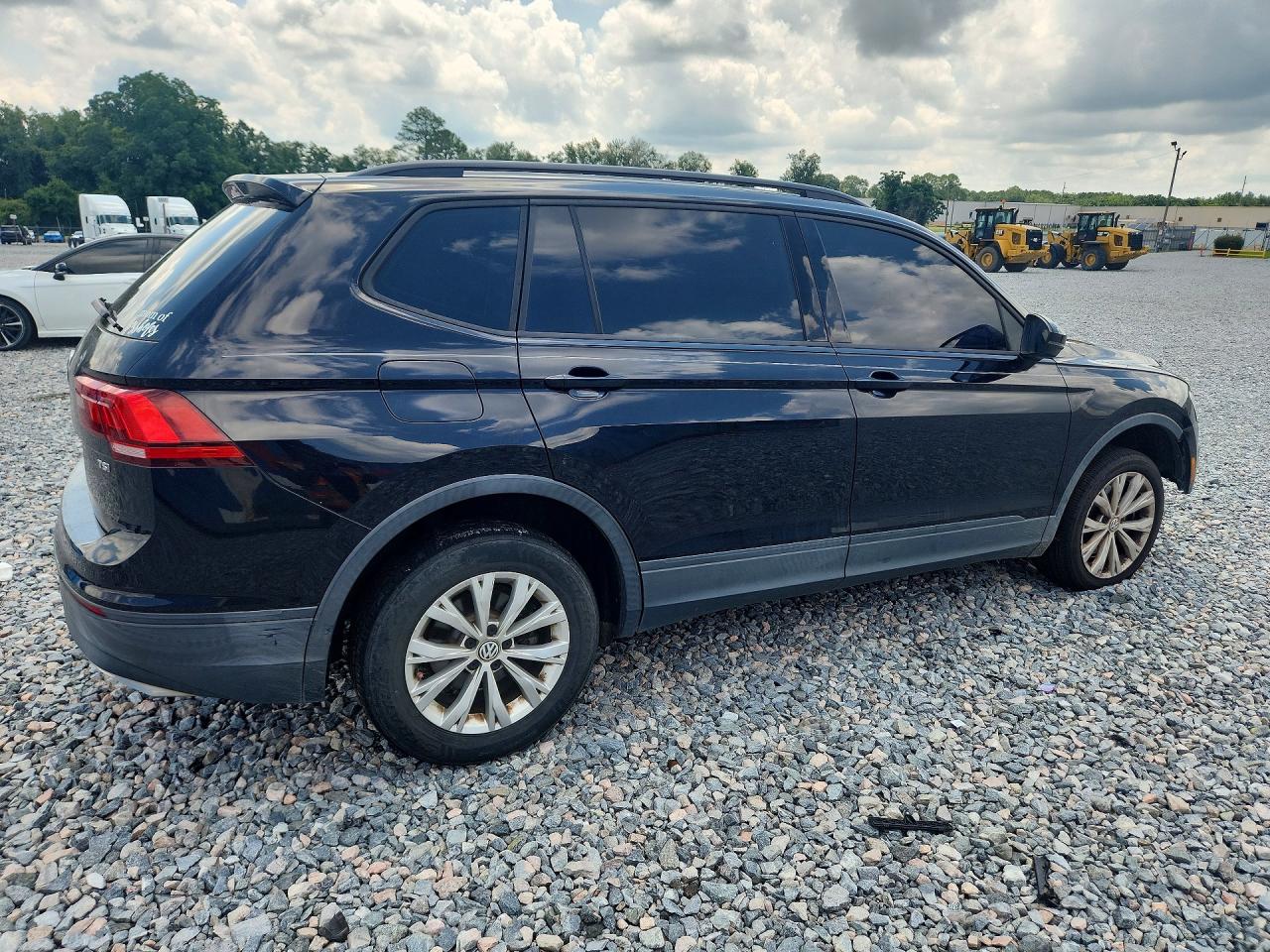 2018 VOLKSWAGEN TIGUAN