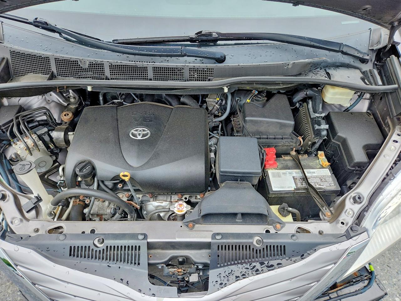 2017 TOYOTA SIENNA