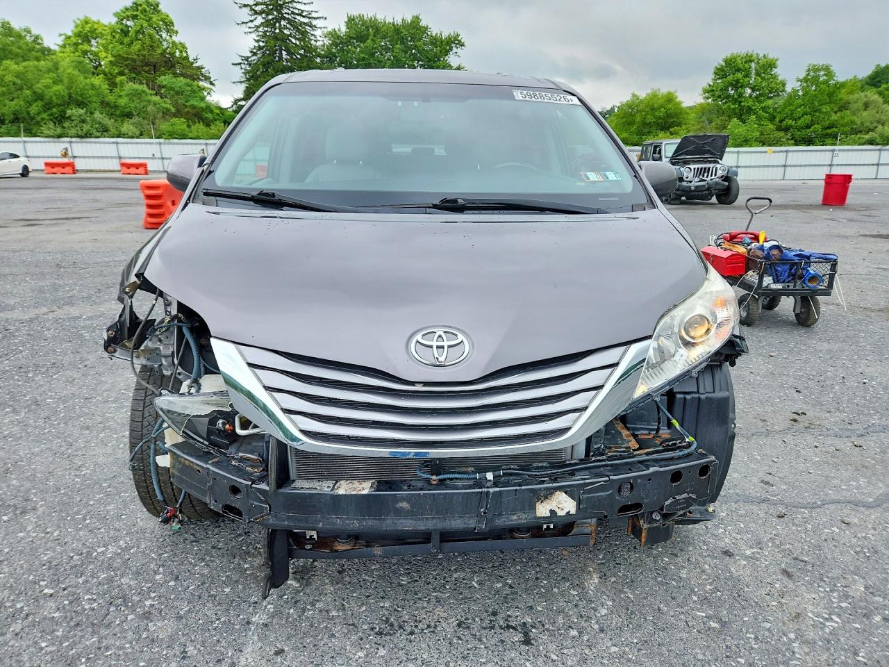 2017 TOYOTA SIENNA