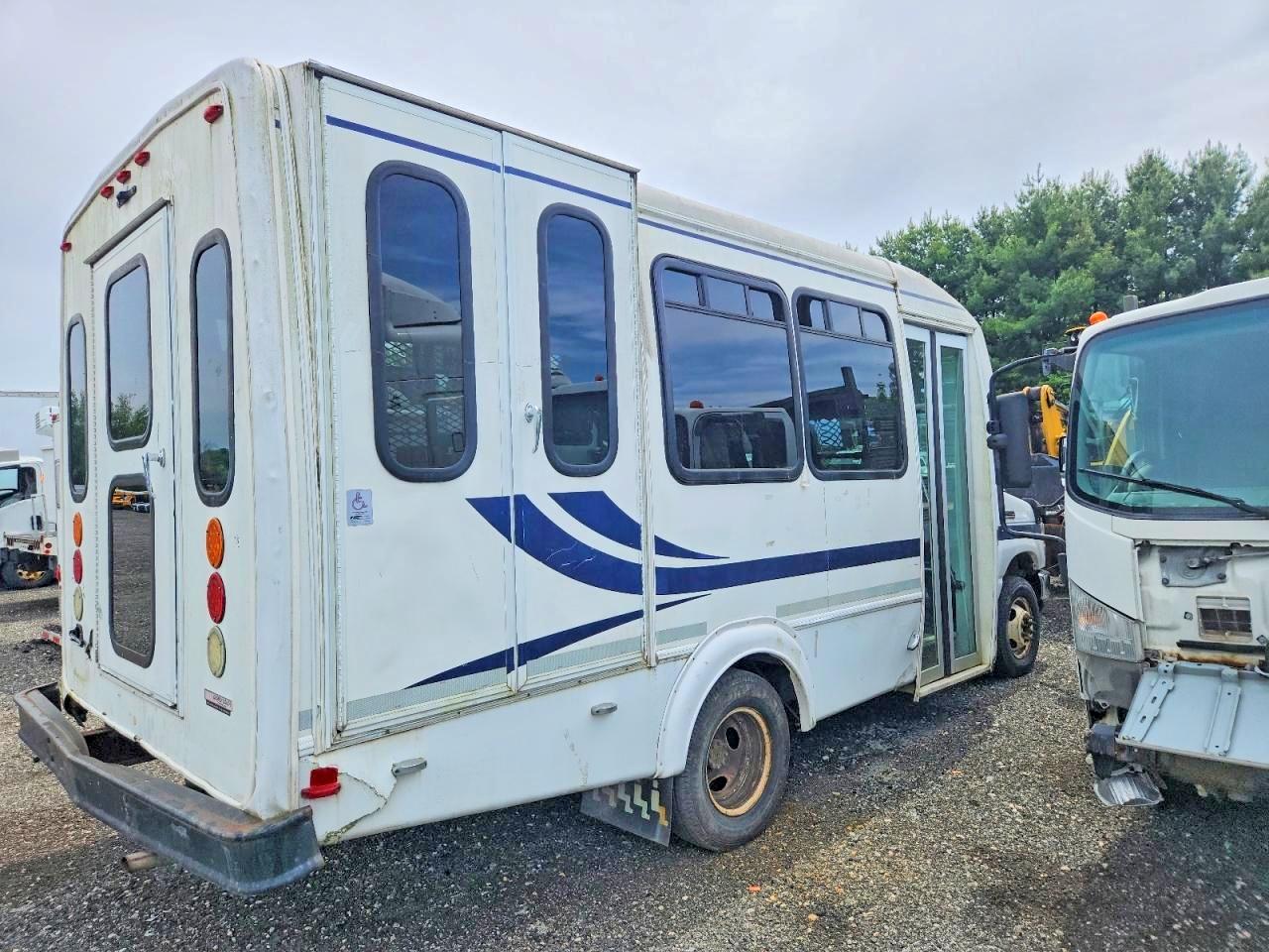 2013 FORD ECONOLINE