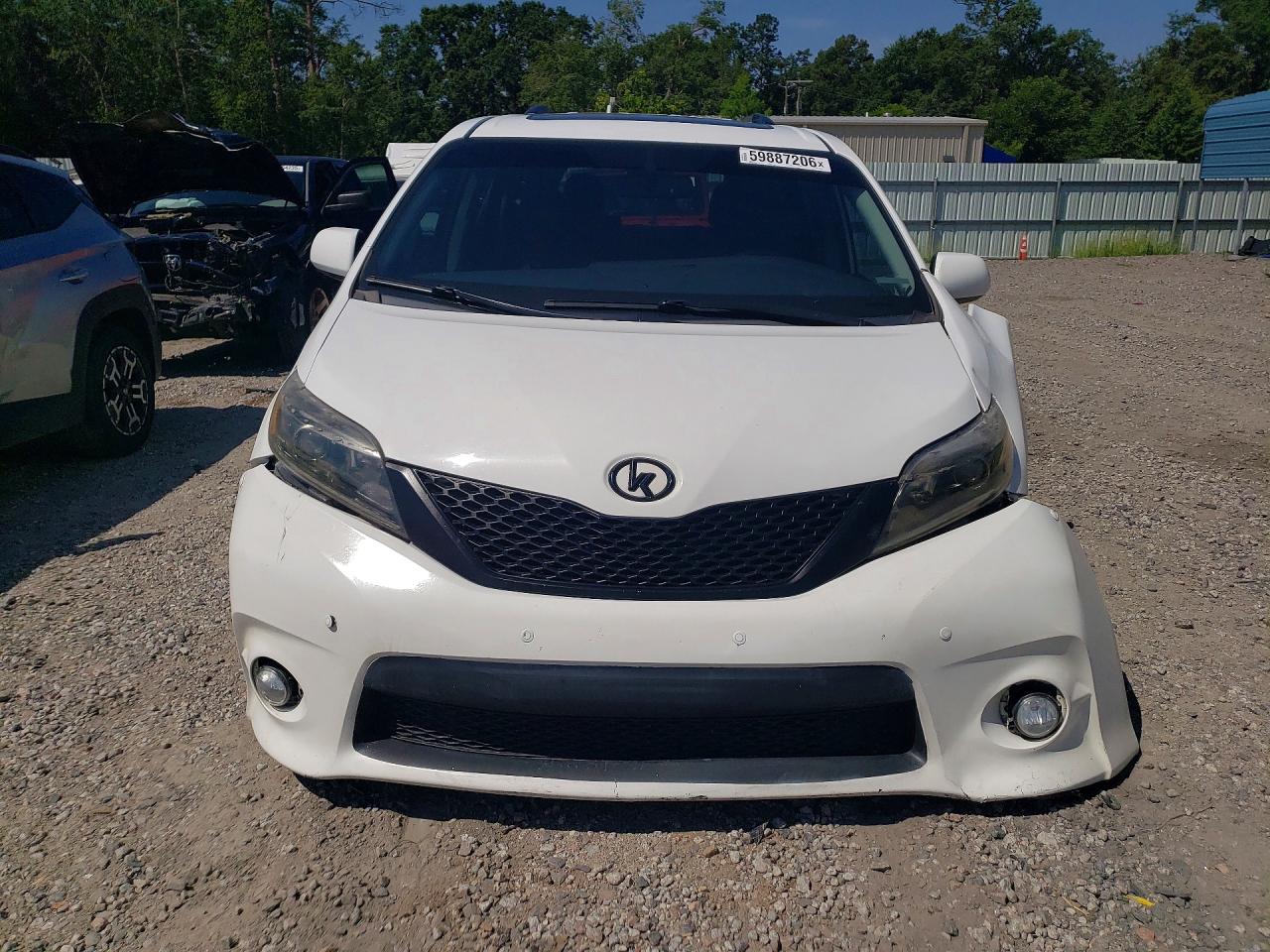 2015 TOYOTA SIENNA