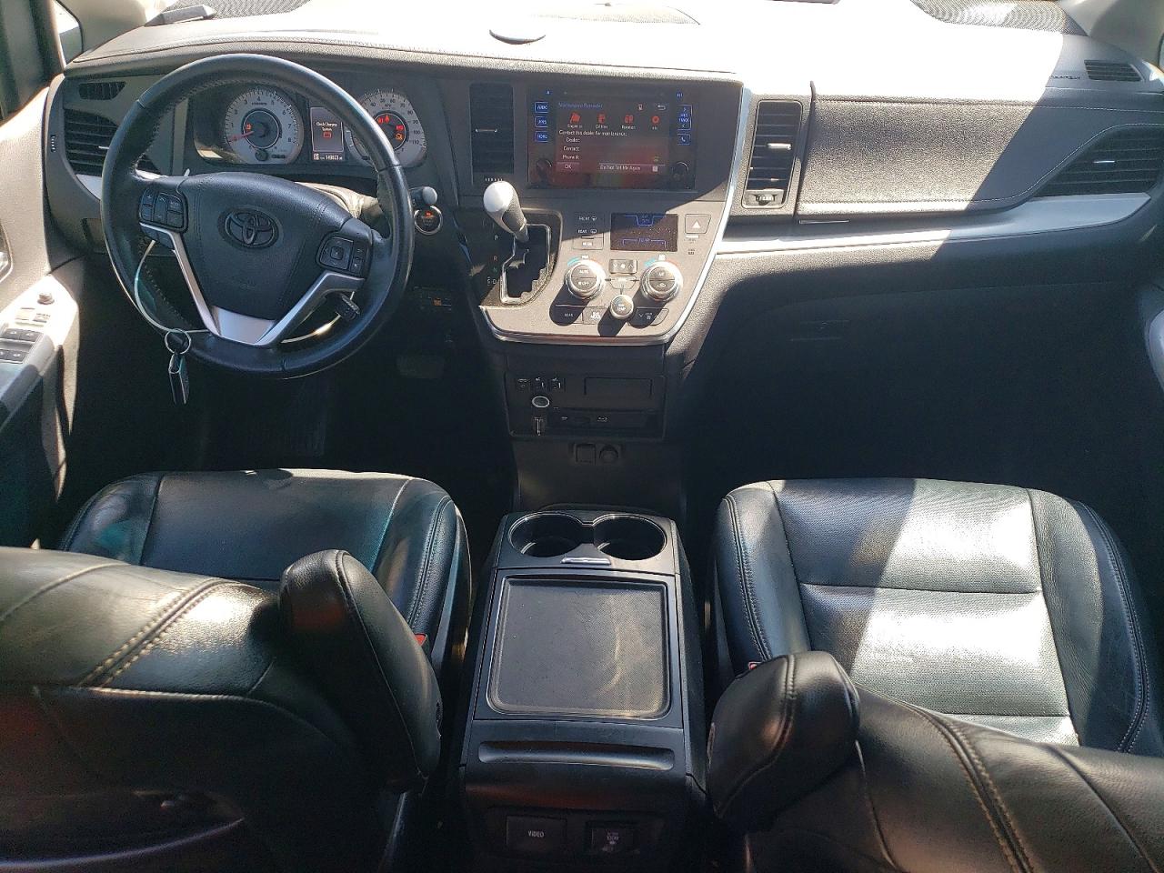 2015 TOYOTA SIENNA