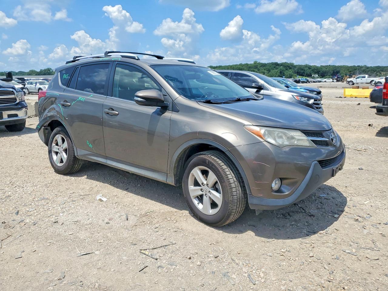 2014 TOYOTA RAV4