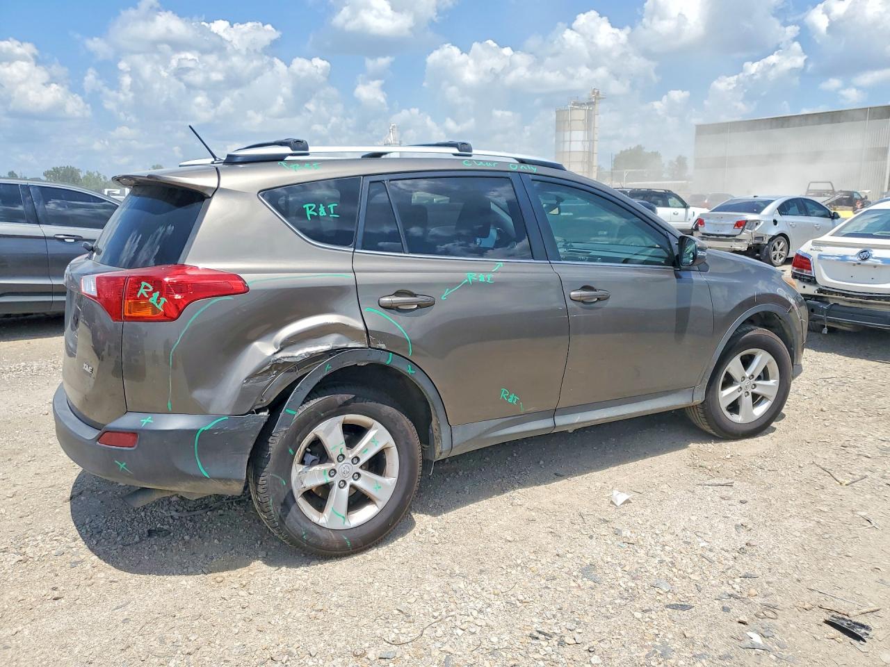2014 TOYOTA RAV4