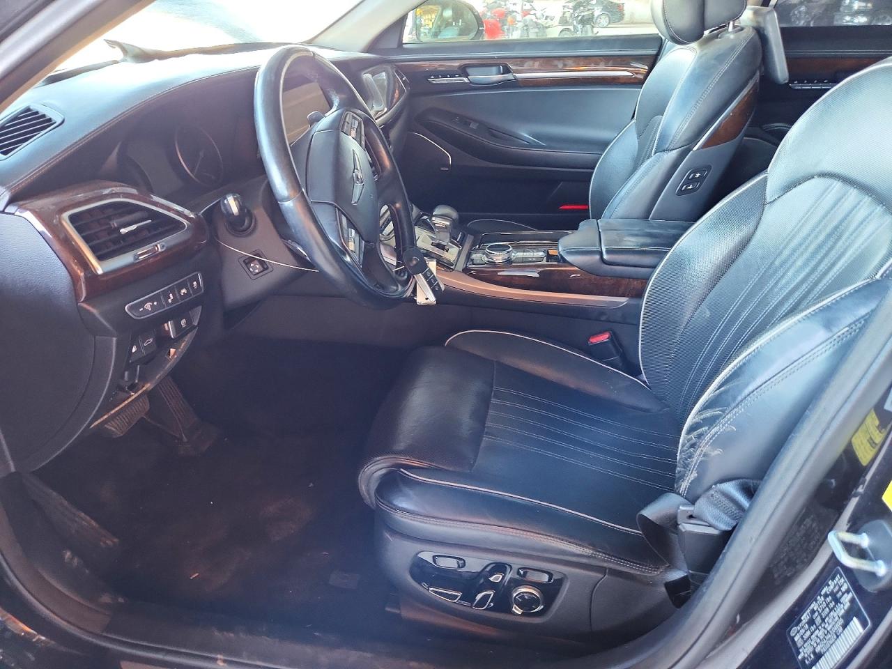 2018 GENESIS G90