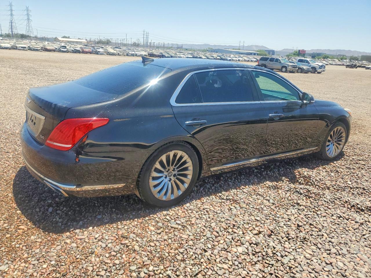 2018 GENESIS G90