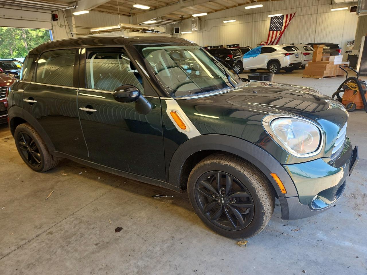 2012 MINI COOPER