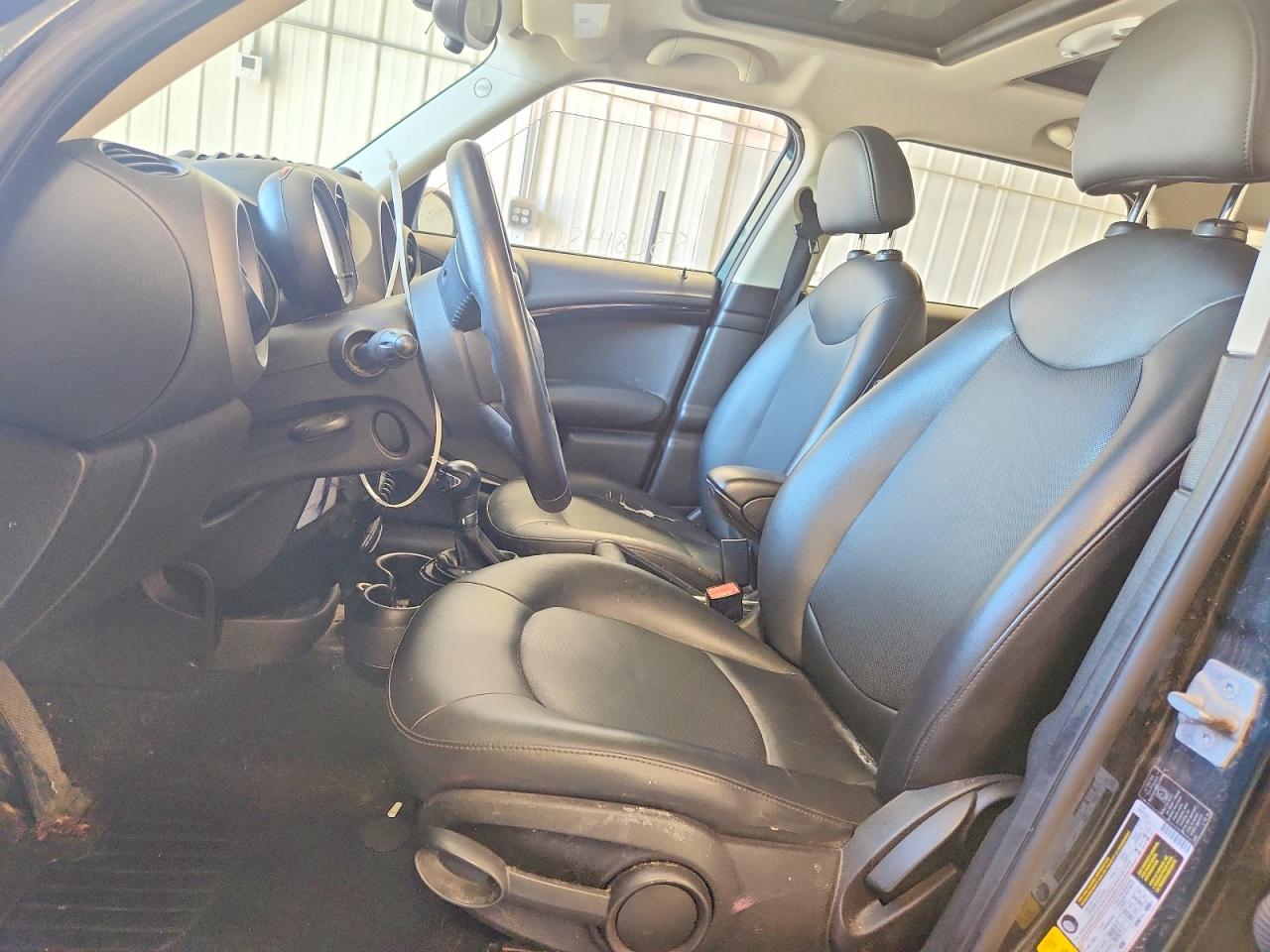 2012 MINI COOPER