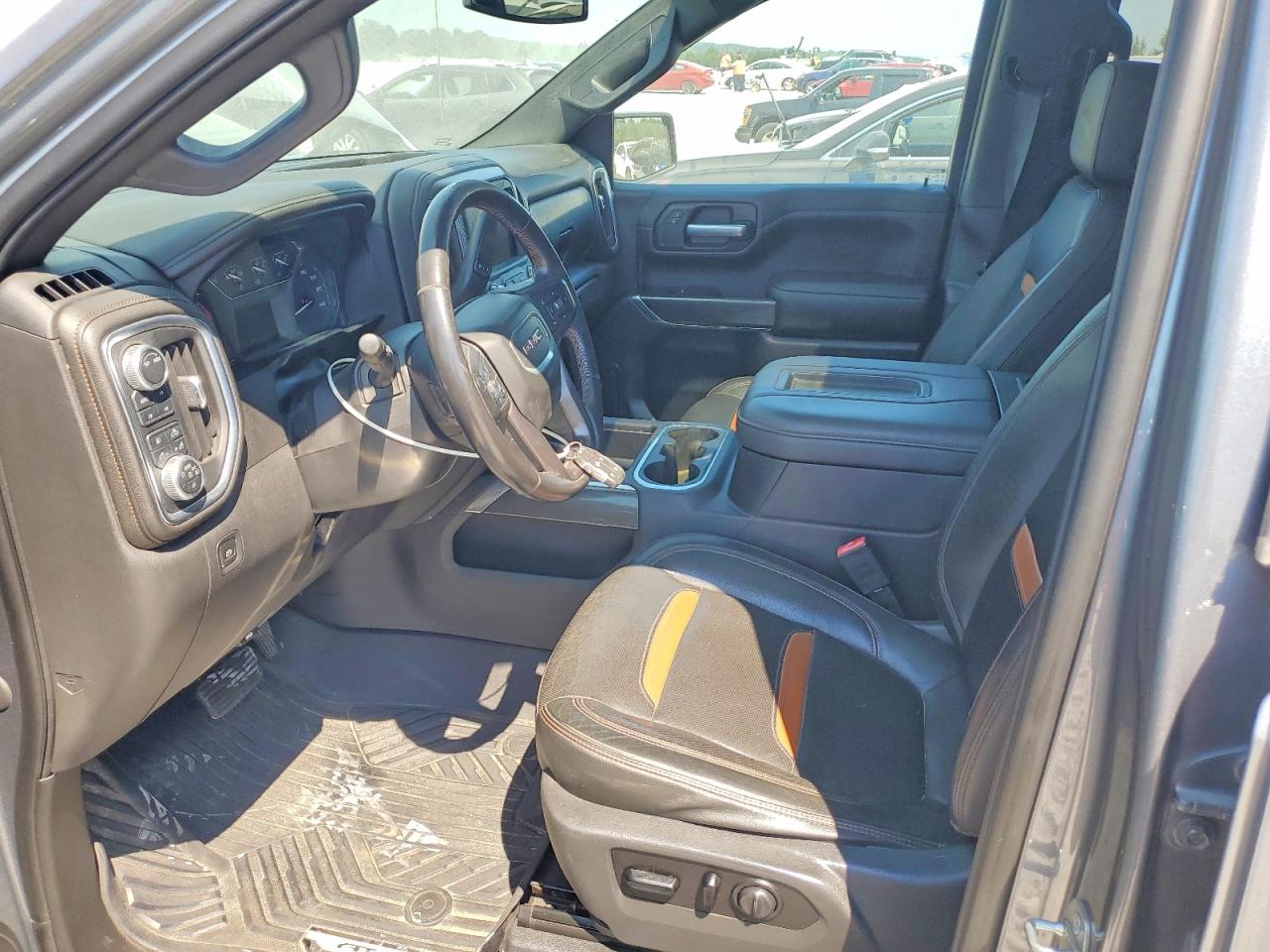 2020 GMC SIERRA