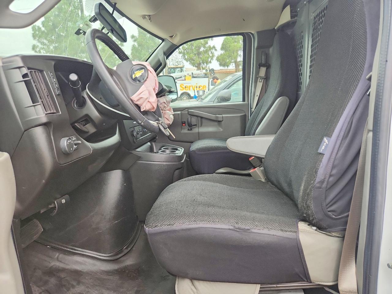 2021 CHEVROLET EXPRESS