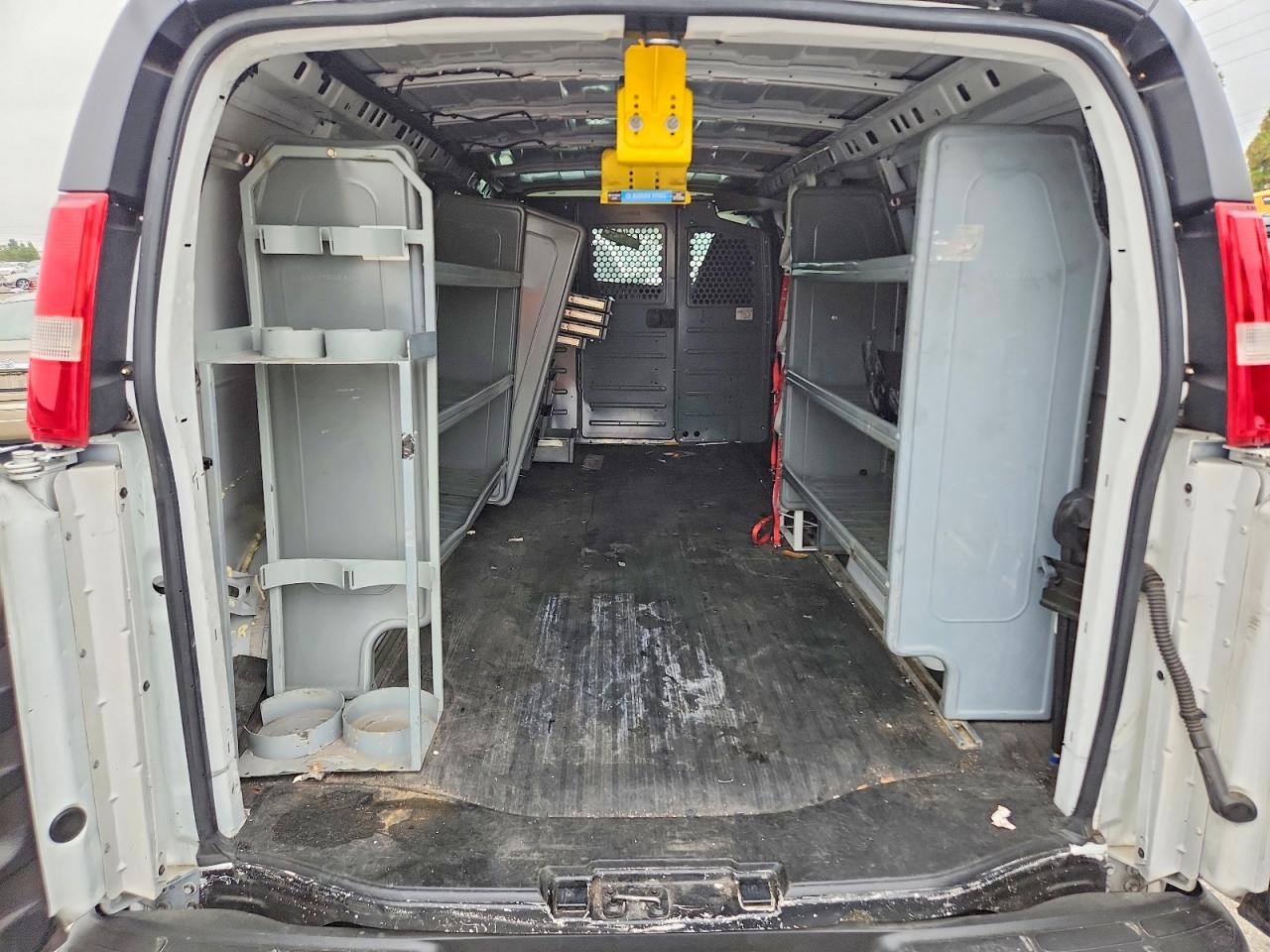 2021 CHEVROLET EXPRESS