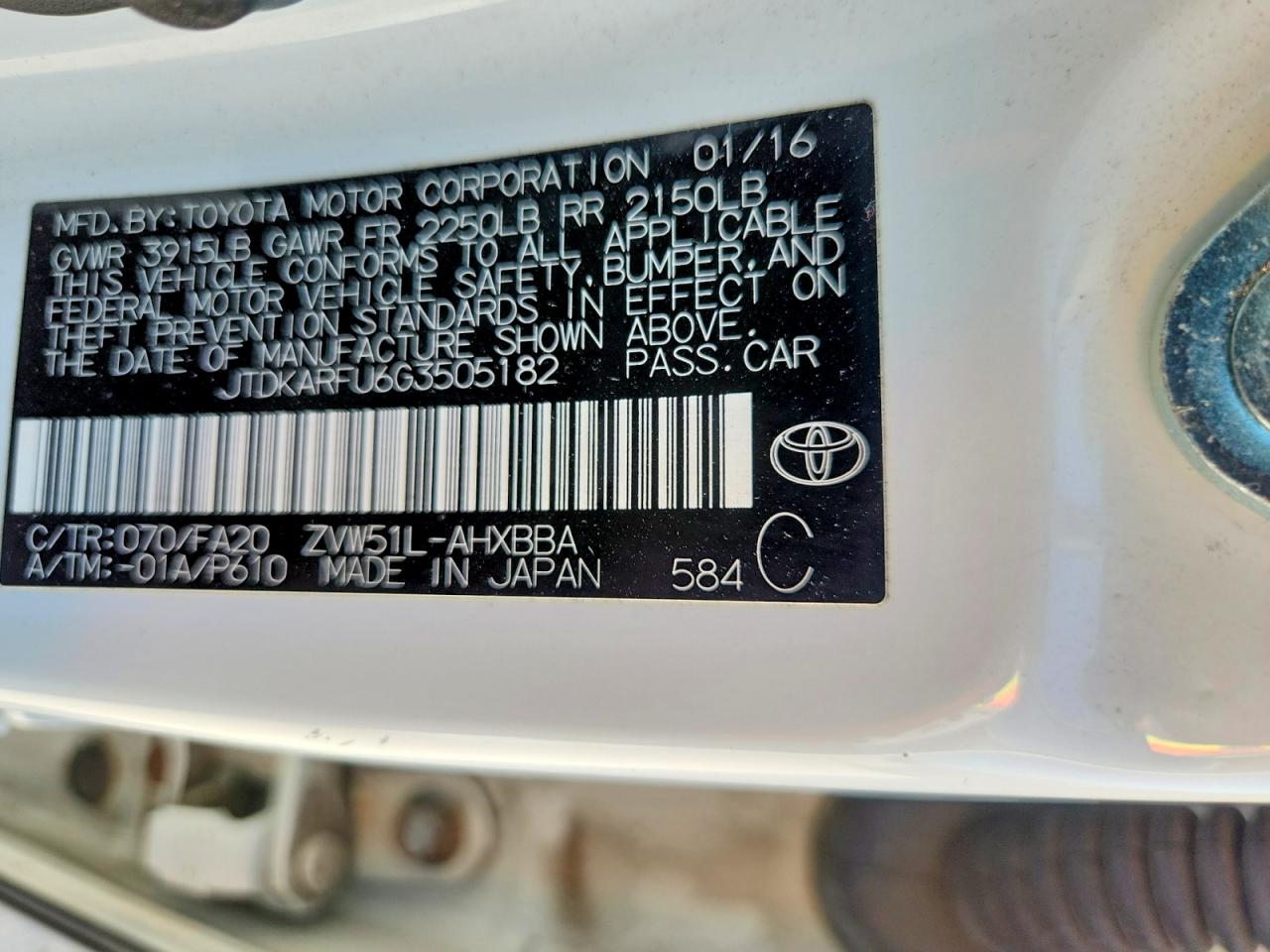 2016 TOYOTA PRIUS