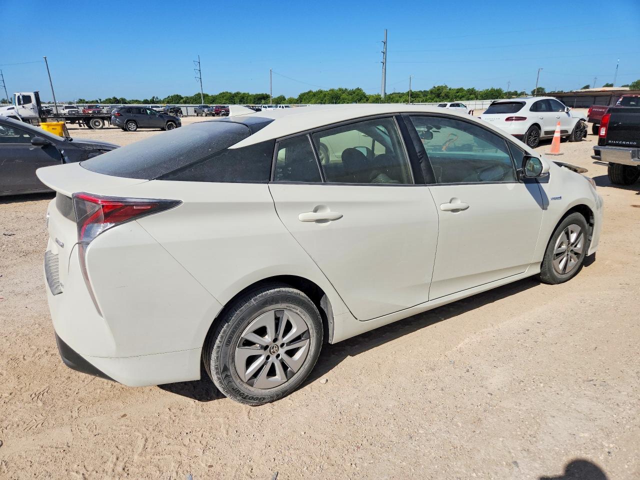 2016 TOYOTA PRIUS