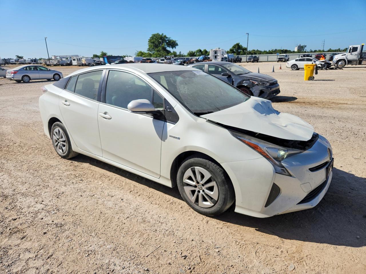 2016 TOYOTA PRIUS
