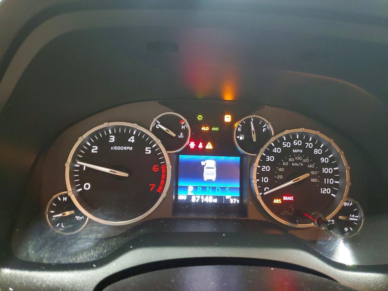 2017 TOYOTA TUNDRA