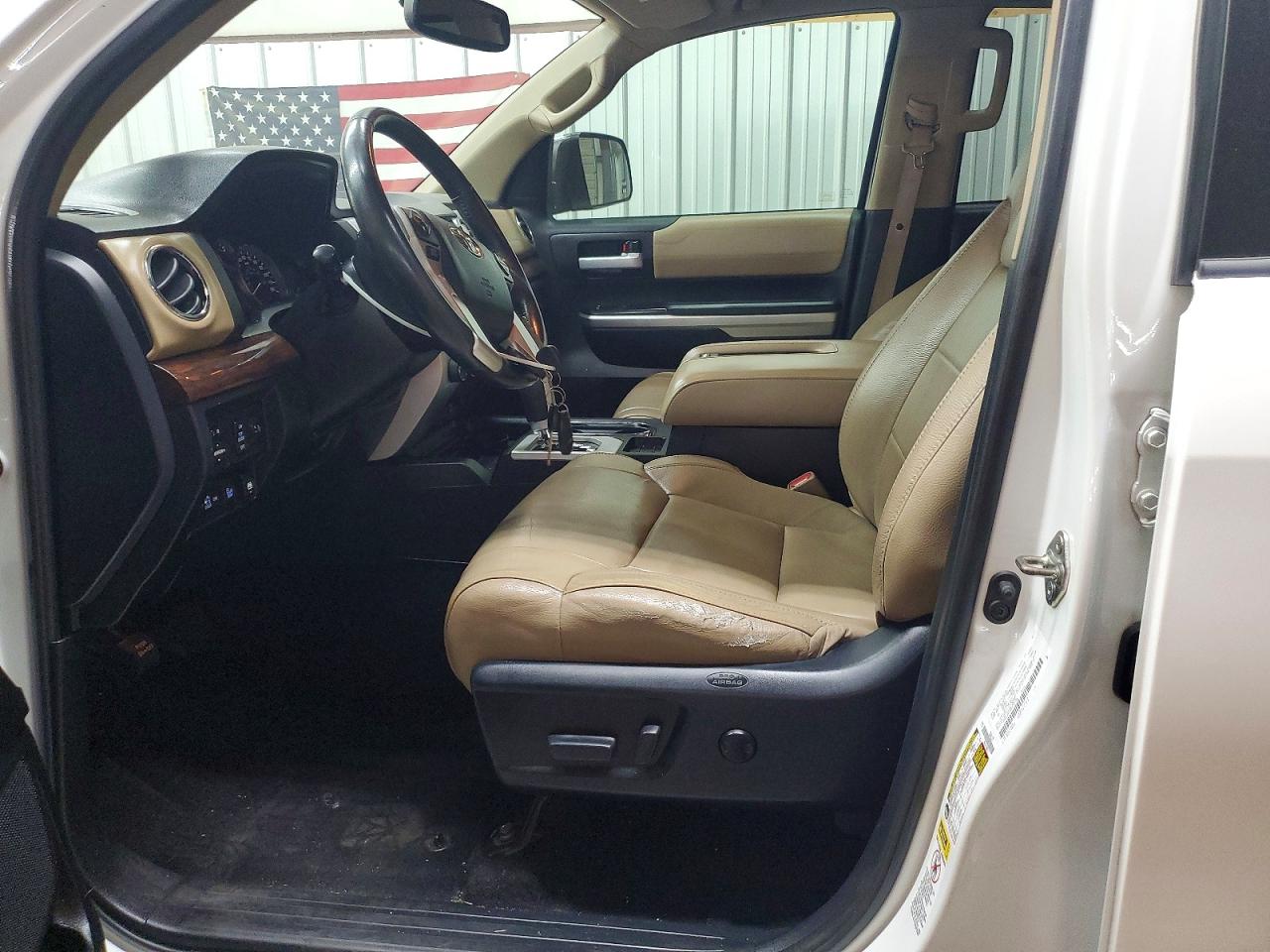 2017 TOYOTA TUNDRA