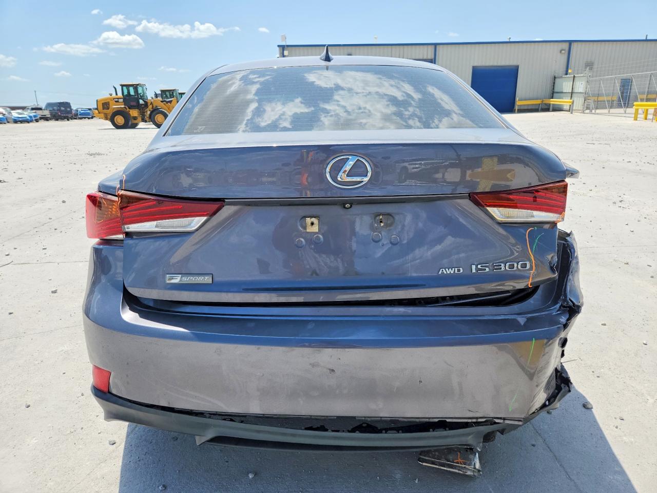 2018 LEXUS IS