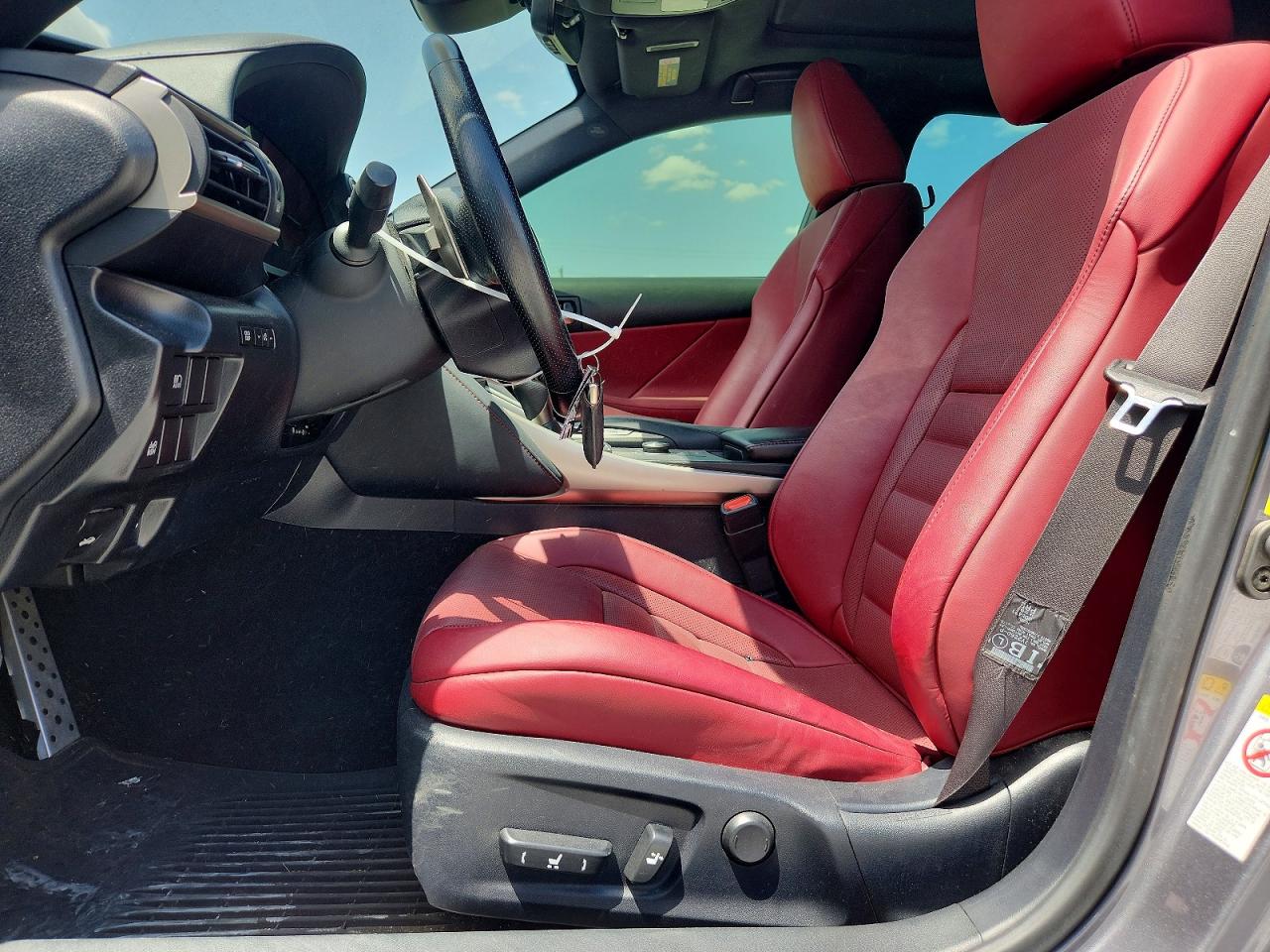 2018 LEXUS IS
