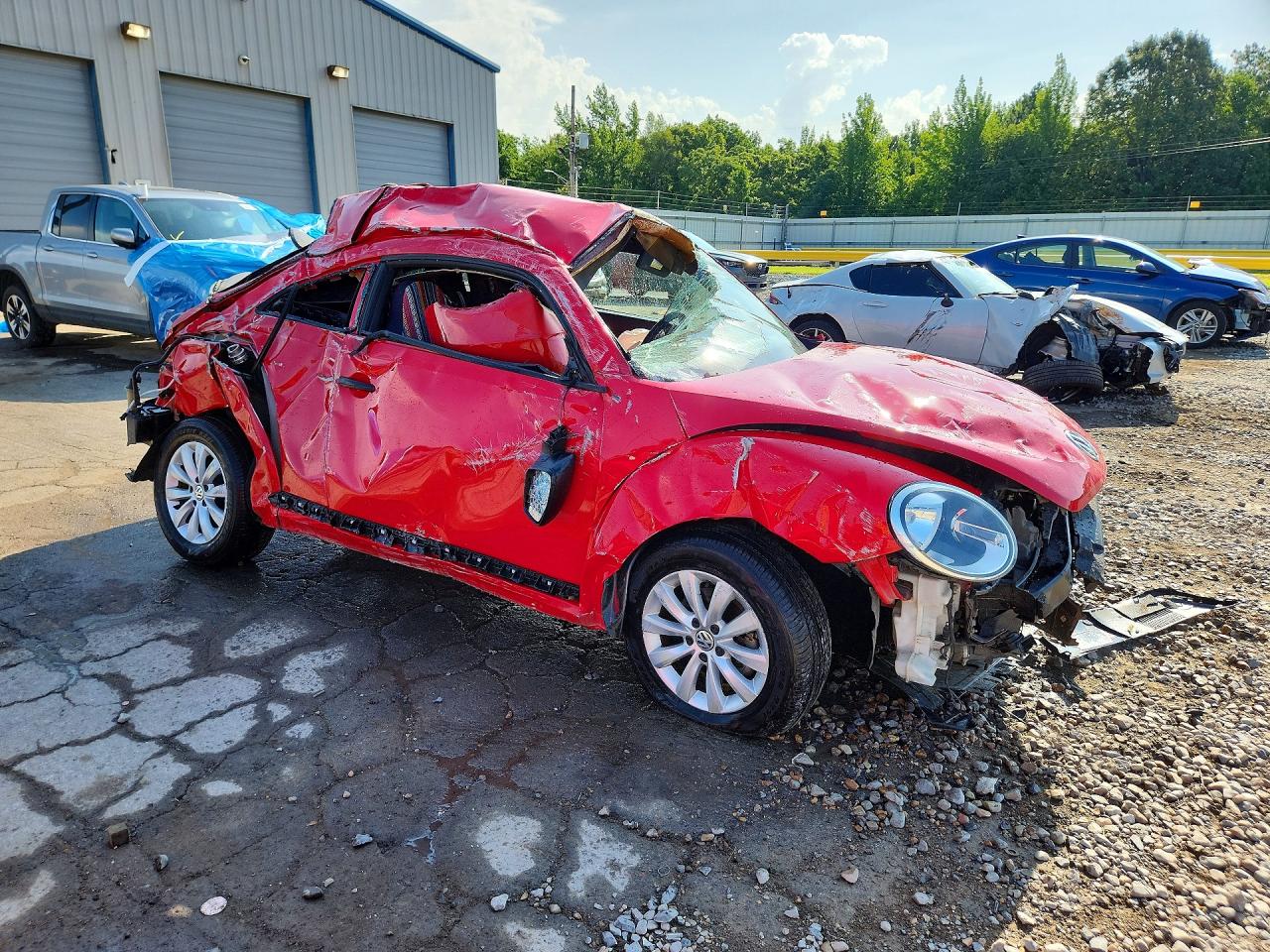 2014 VOLKSWAGEN BEETLE