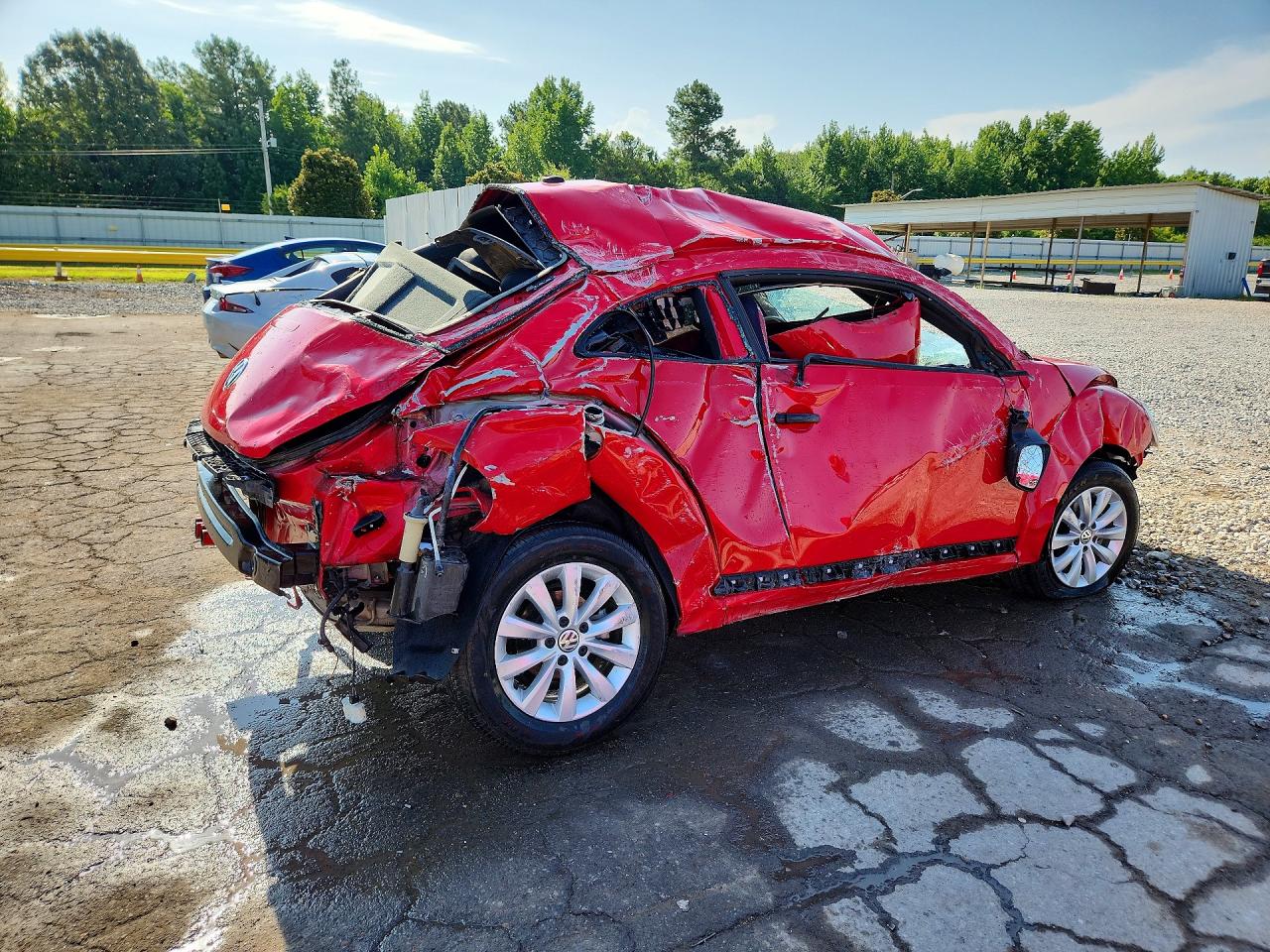 2014 VOLKSWAGEN BEETLE